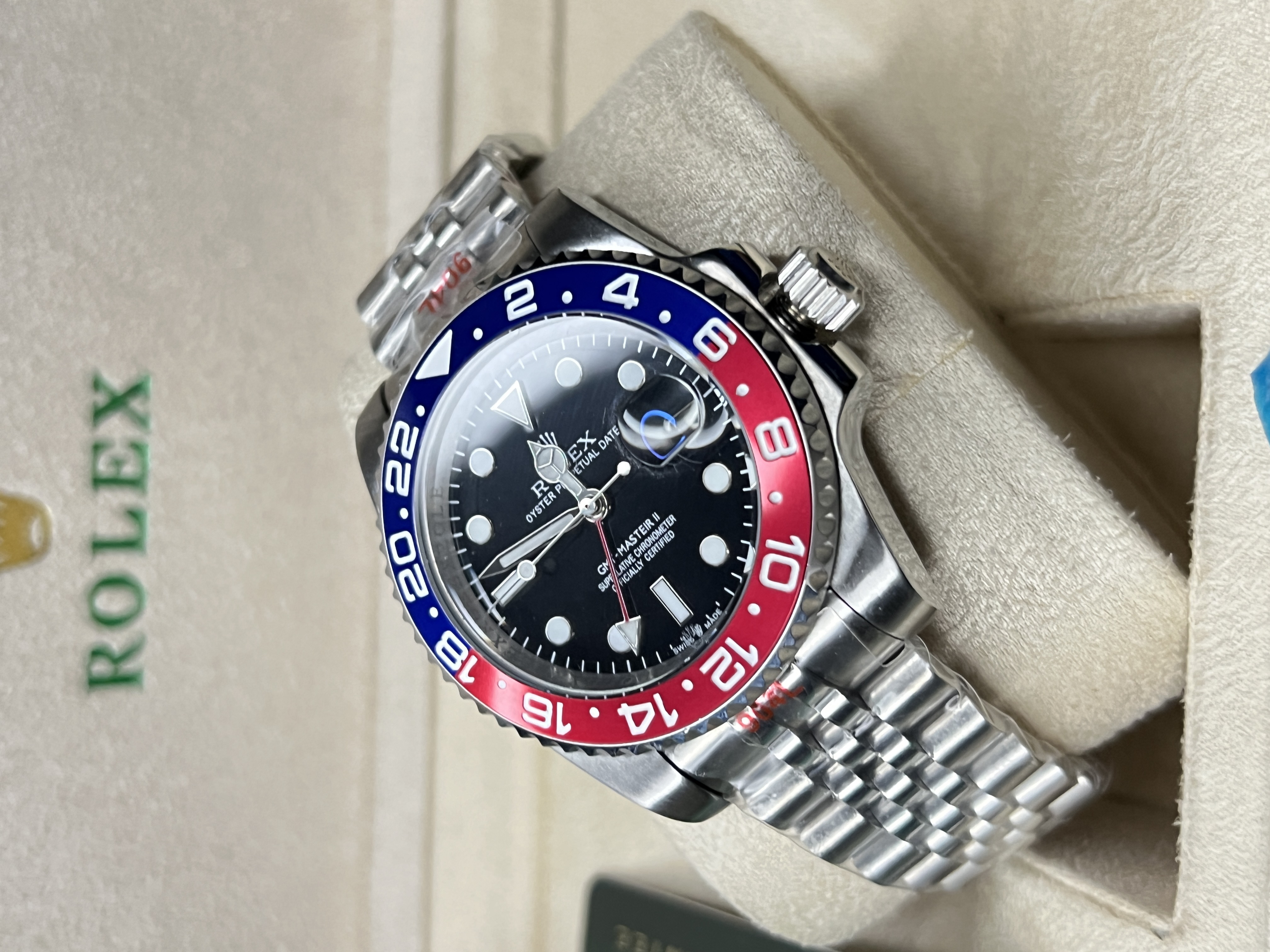 AAA  Rolex GMT-Master II Pepsi 126710BLRO – 40 mm Stainless Steel, Black Dial, Red & Blue Bezel