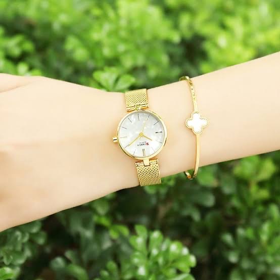Curren 9038 Ladies Chain Watch- Silver Dial- Golden Bezel- Golden Mesh Chain- TF Code CR988CF_img_2