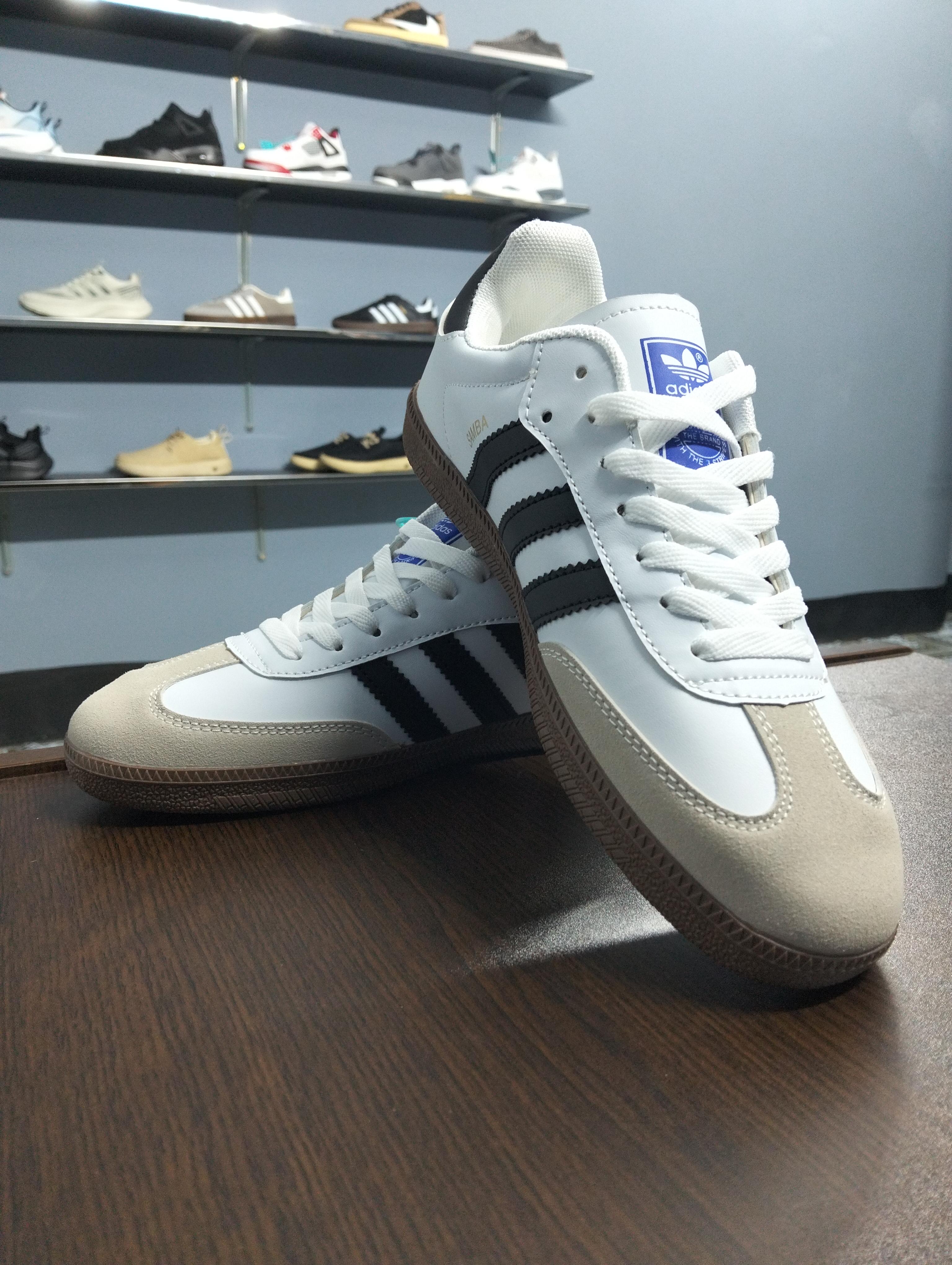Samba White