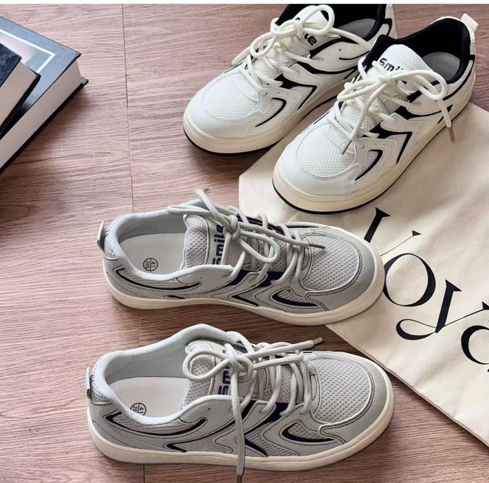 Versatile Casual White Sneakers_img_0