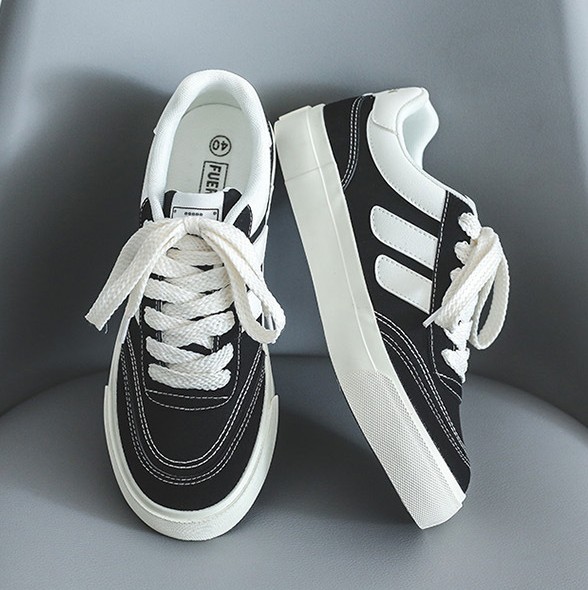 Casual and Versatile Sneakers_img_3