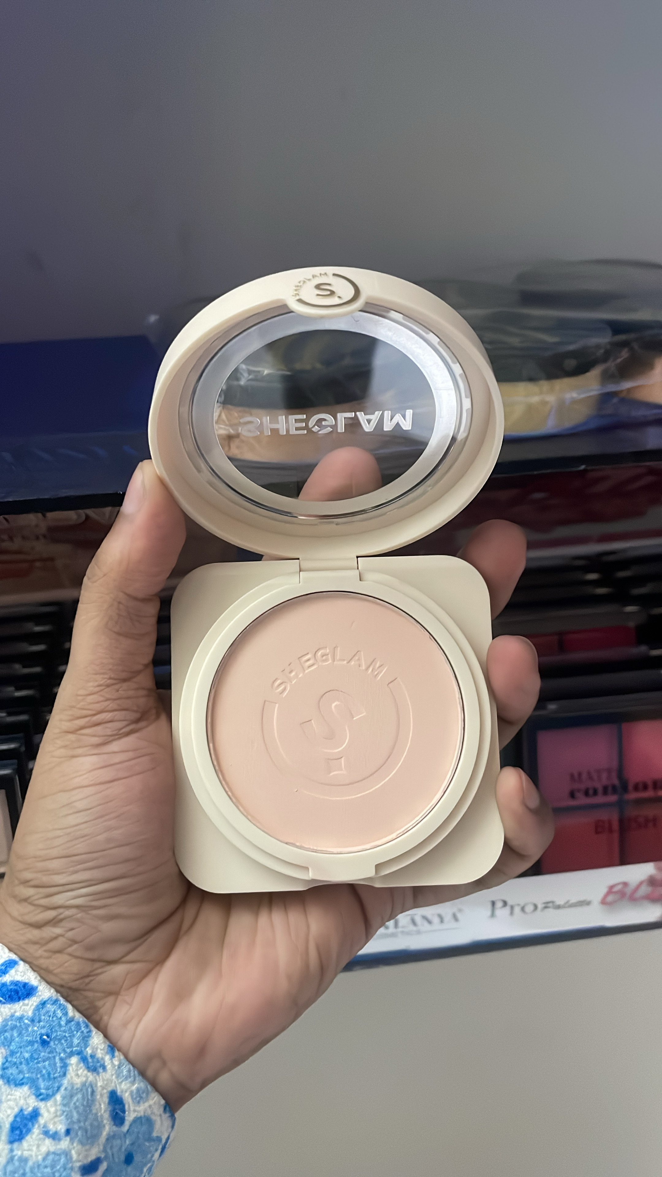 Sheglam face powder_img_2