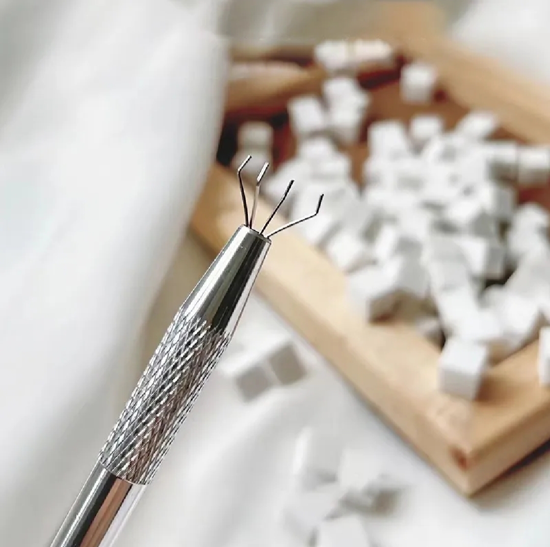 Precision Metal Claw Pickup Tool | 4-Claw Grabber for Small Parts, Jewelry, DIY & Electronics_img_1