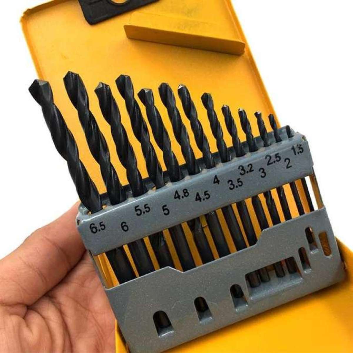 Tolsen 13pcs HSS Twist Drill Bits Set (1.5-6.5MM) with Hard Case 75080_img_3