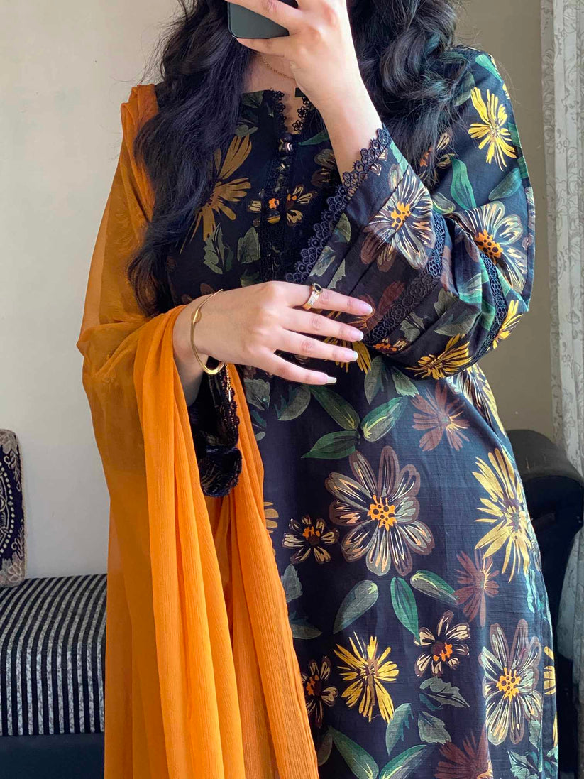 Black Flora Stitched Three Piece_img_1