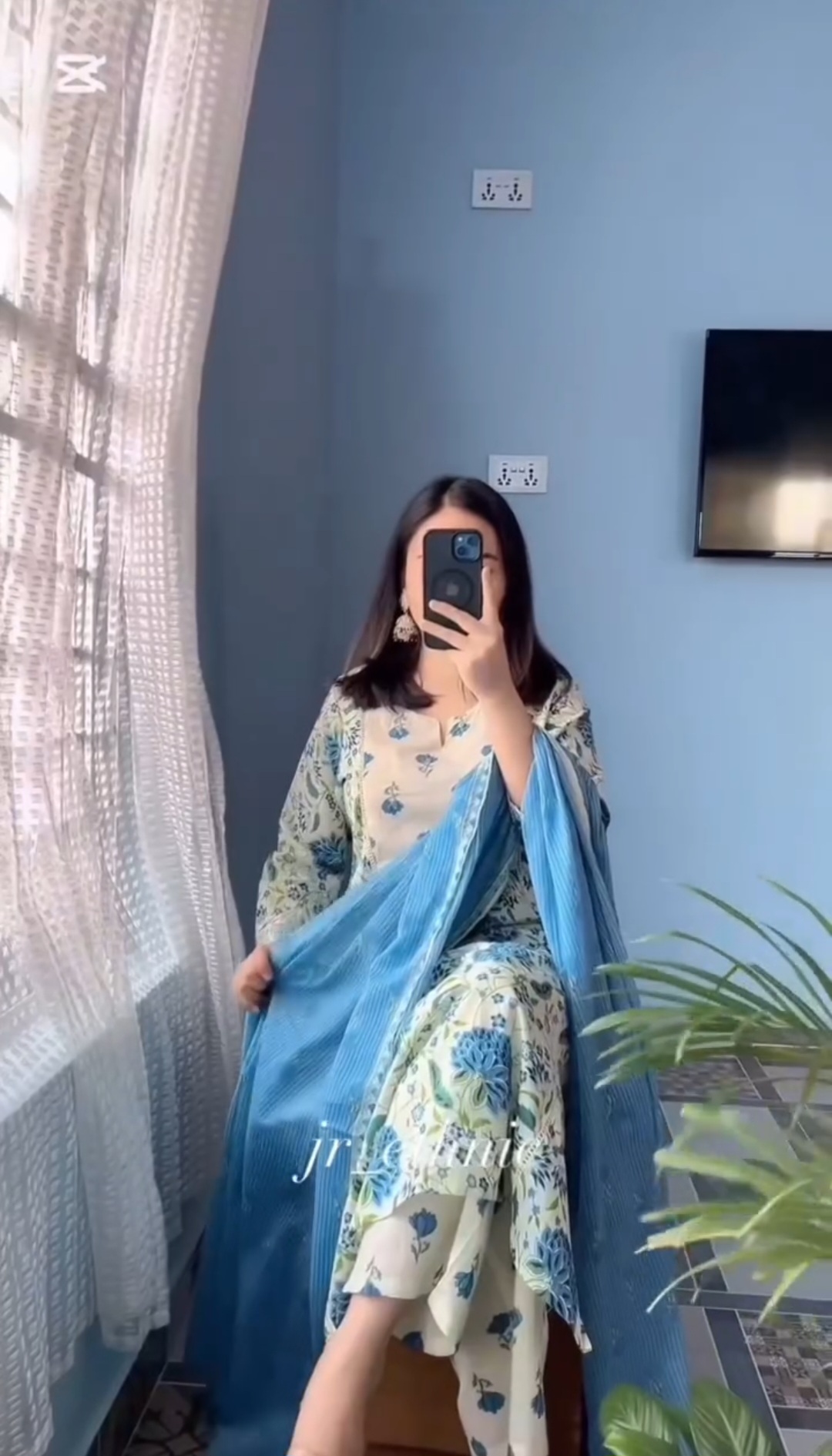 New Trendy Three Piece_img_2