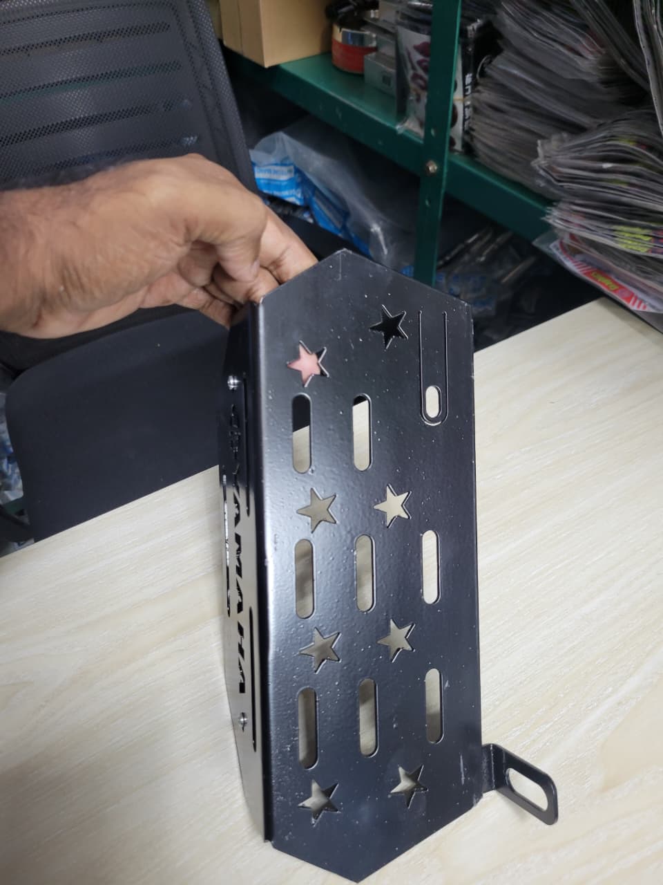 Gixxer Silencer Guard Stainless Steel Box footrest Silencer Cover for motorcycle - Silver_img_2