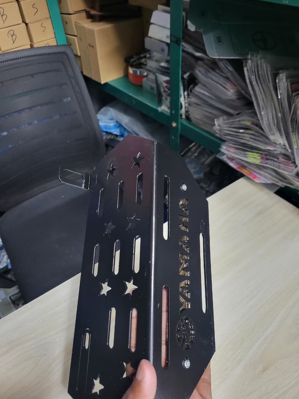 Gixxer Silencer Guard Stainless Steel Box footrest Silencer Cover for motorcycle - Silver_img_3