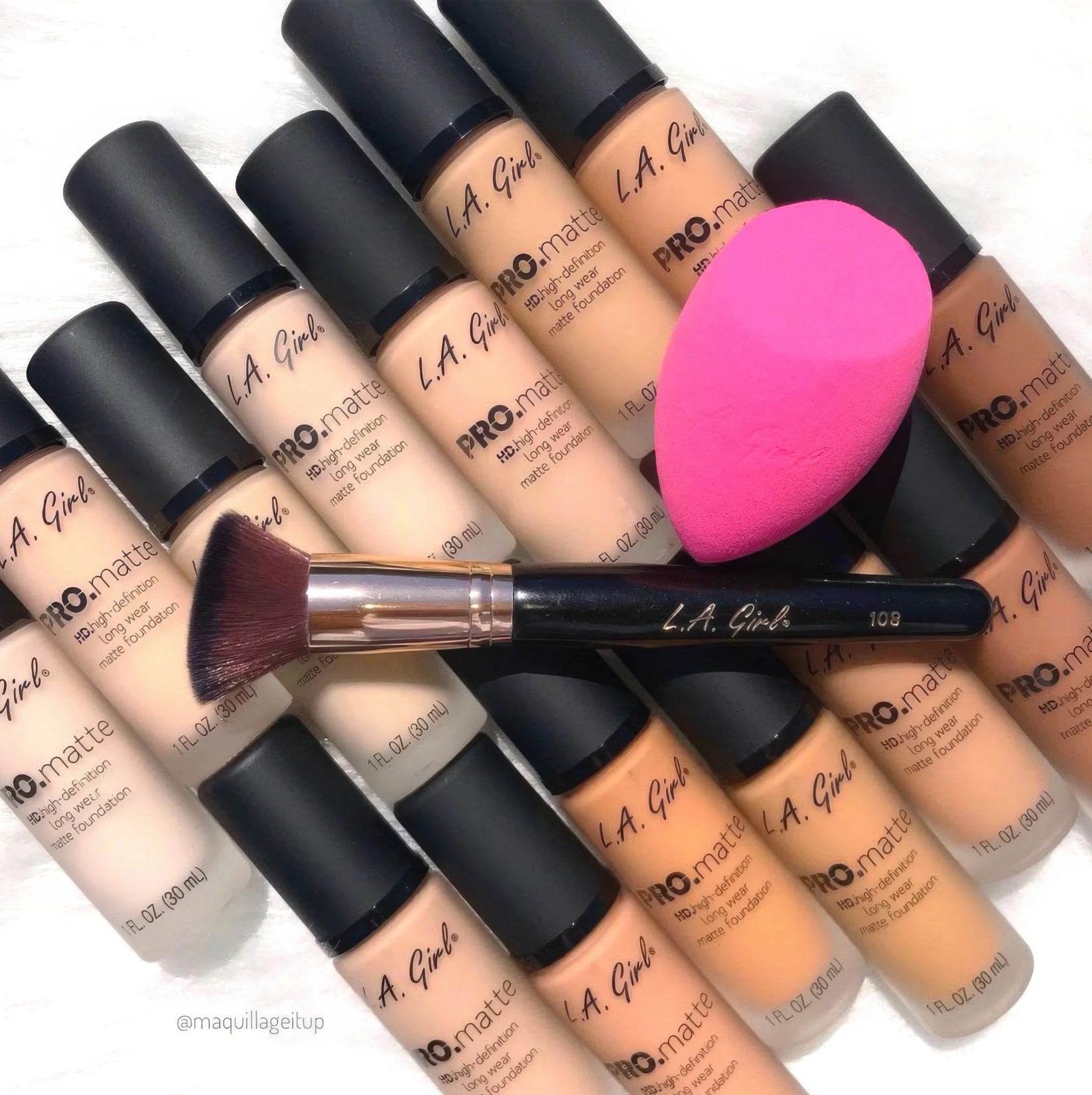 🎨 L.A. Girl PRO.matte High-definition Long-wear Matte Foundation_img_0
