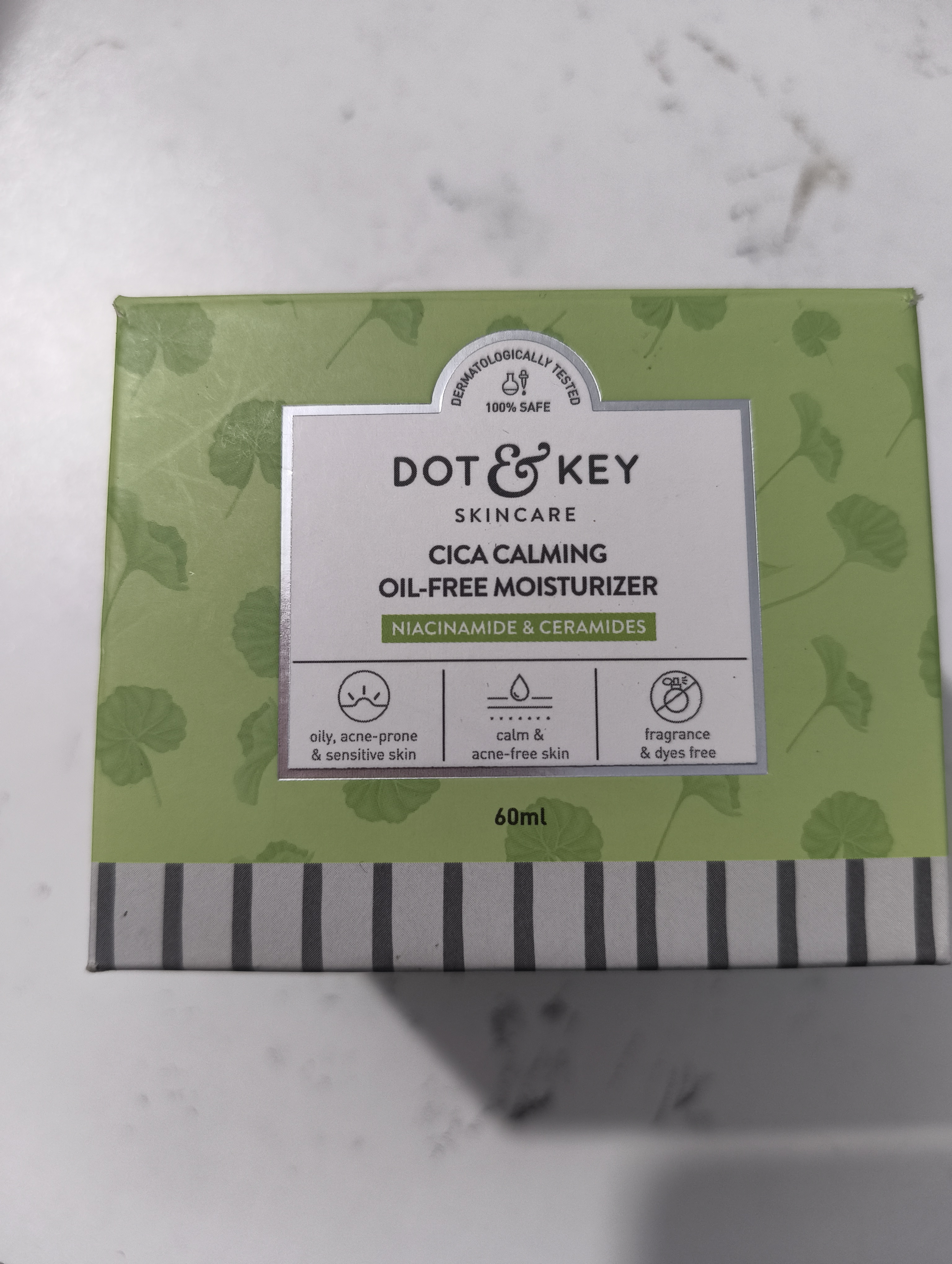 Dot & Key Cica Calming Oil Free Moisturizer for Acne Prone Skin 60ml_img_1