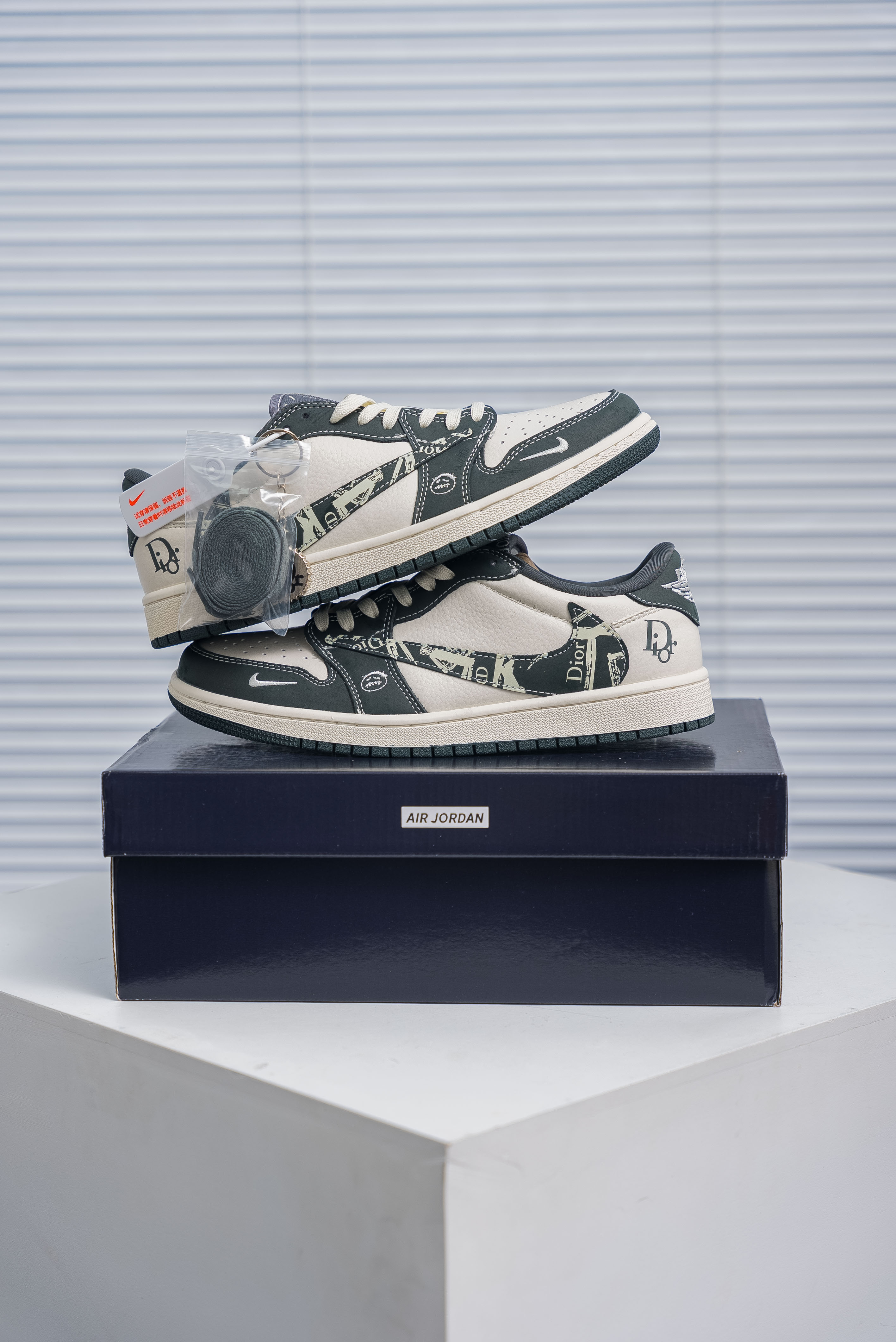 Nike Air Jordan 1 Low (1:1)_img_1