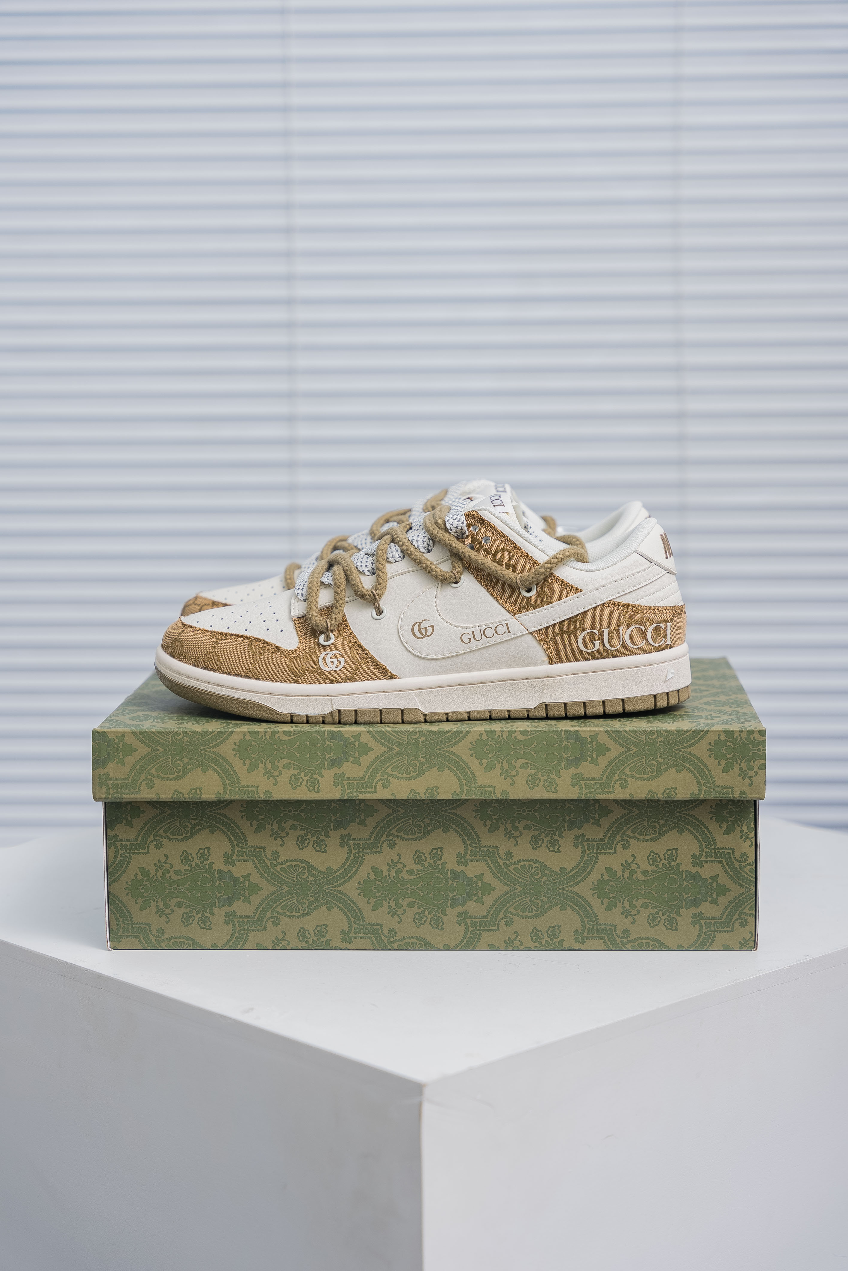 Nike SB Dunk Low X Gucci (1:1)_img_3
