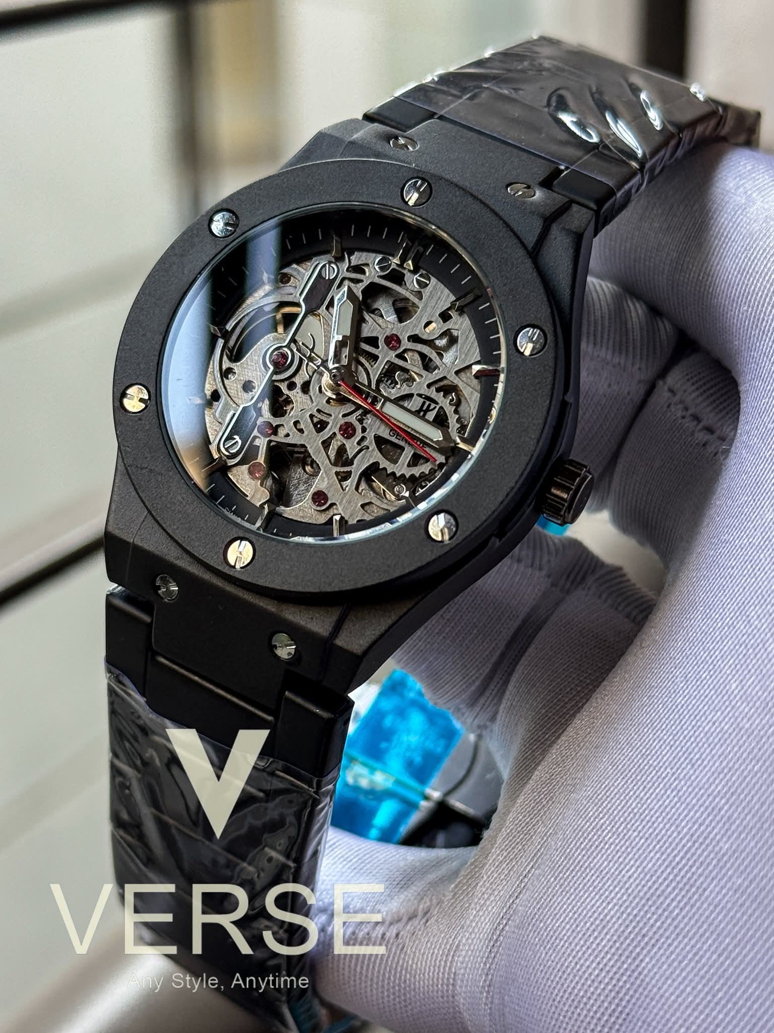 Hublot AutomaticBlack Chain Openworked Black Dial