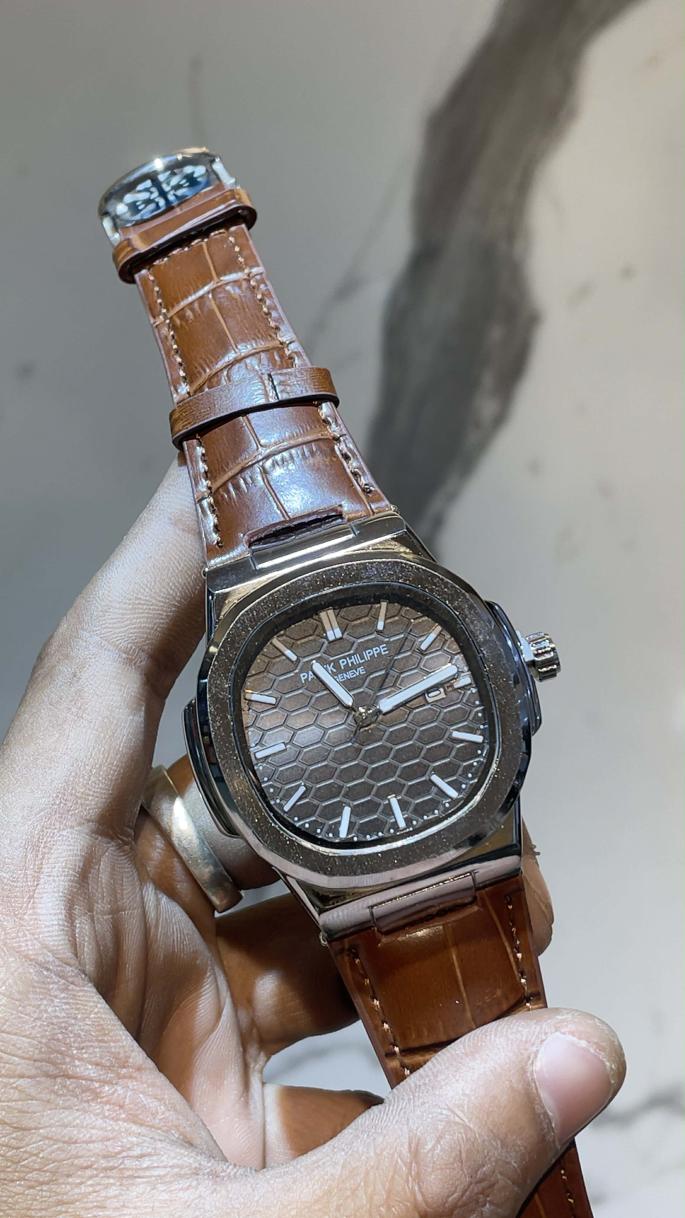 Patek Philippe Nautilus Leather Belt Honeycomb Dial_img_1