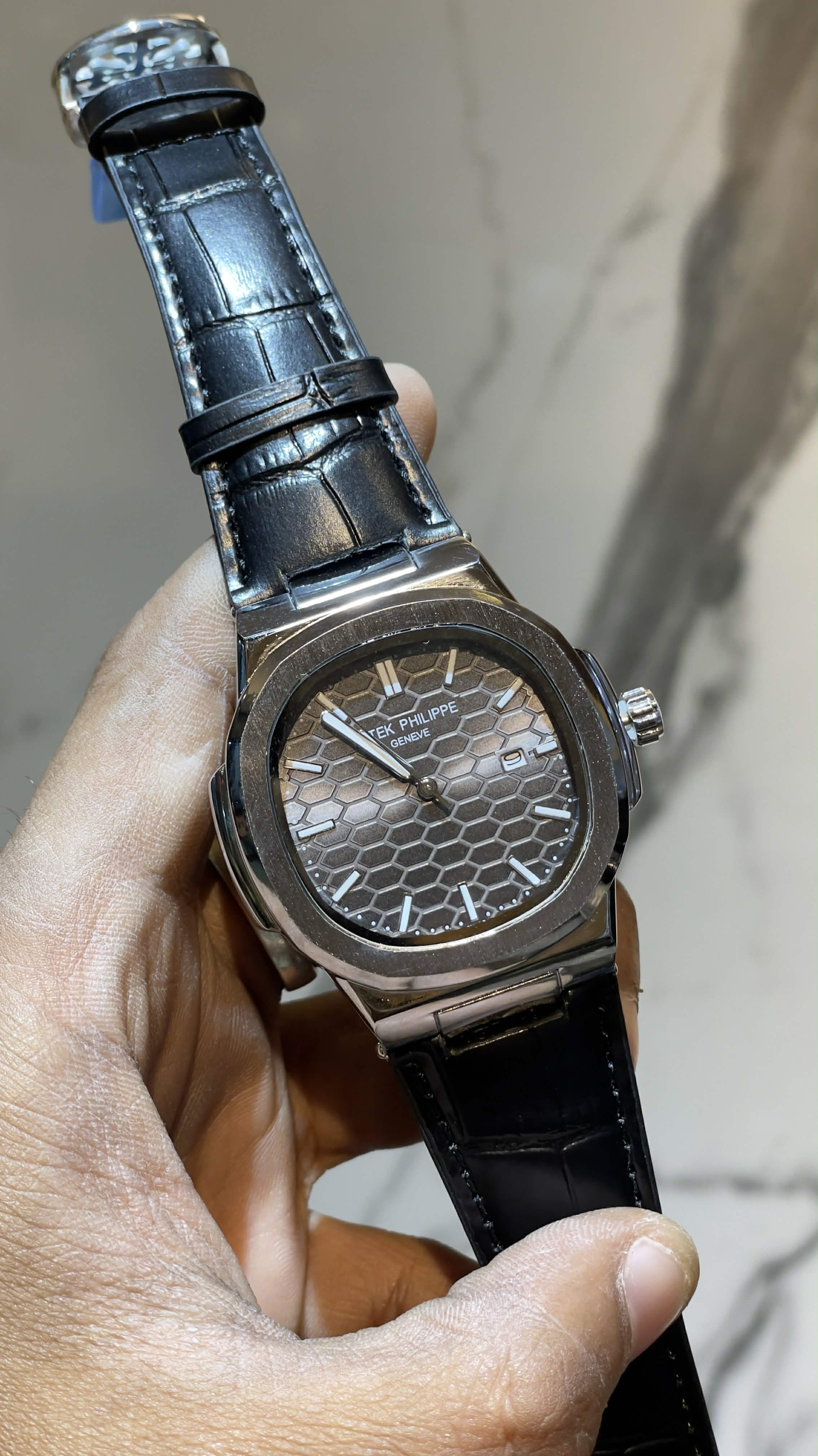 Patek Philippe Nautilus Leather Belt Honeycomb Dial_img_3