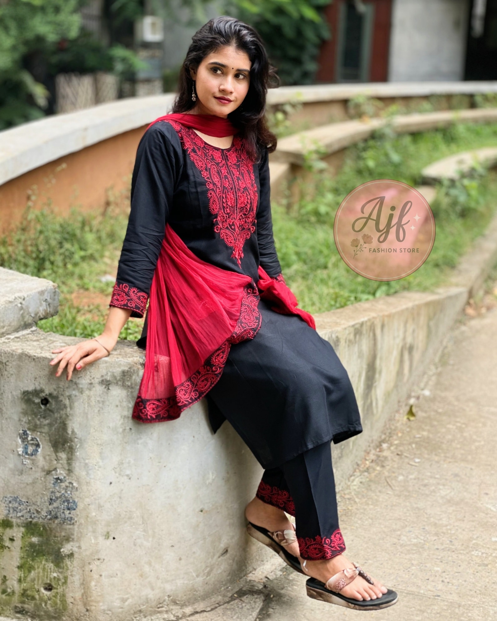 Black Love Three Piece Set_img_2