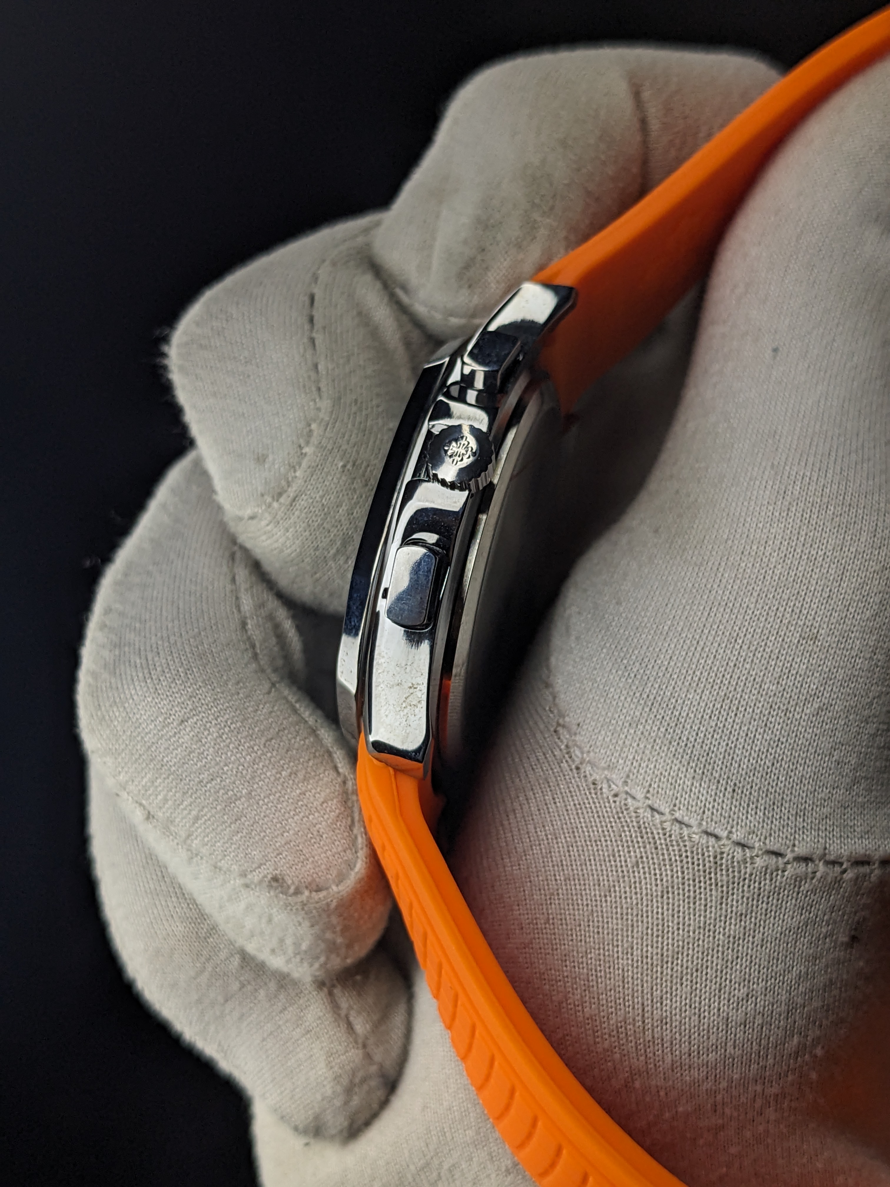 Patek Philippe Aquanaut Orange_img_1