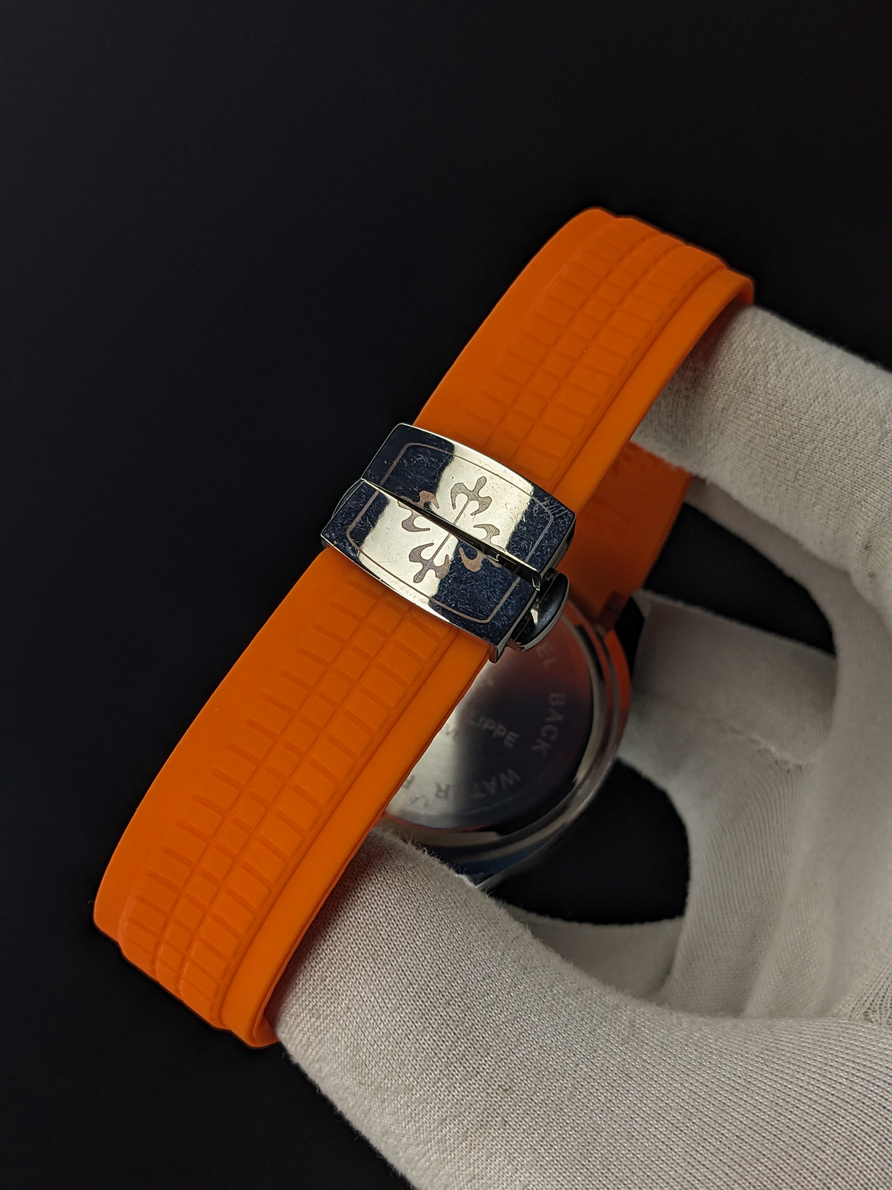 Patek Philippe Aquanaut Orange_img_4