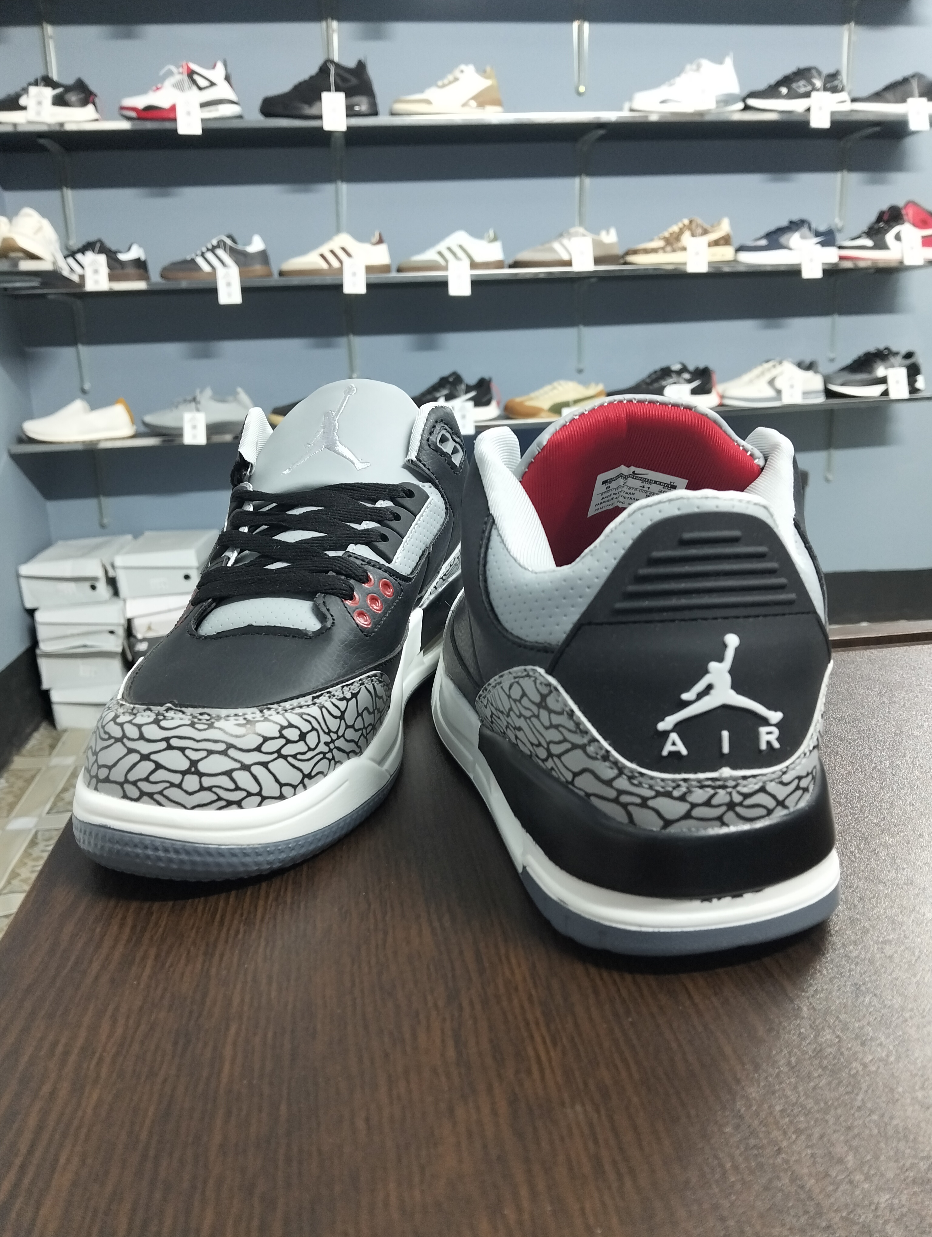 Jordan 3 Black_img_1