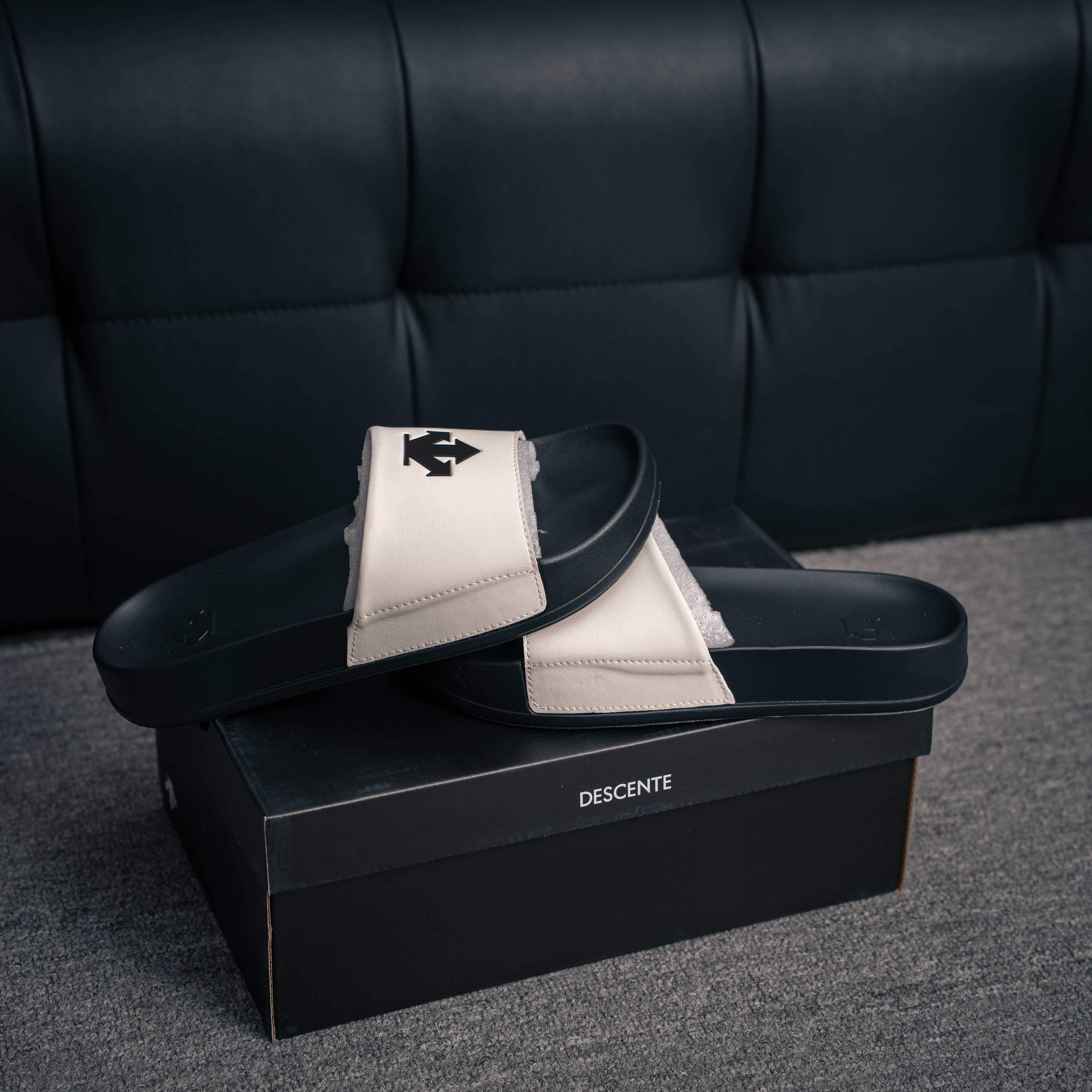 Descente slippers (1:1)_img_1