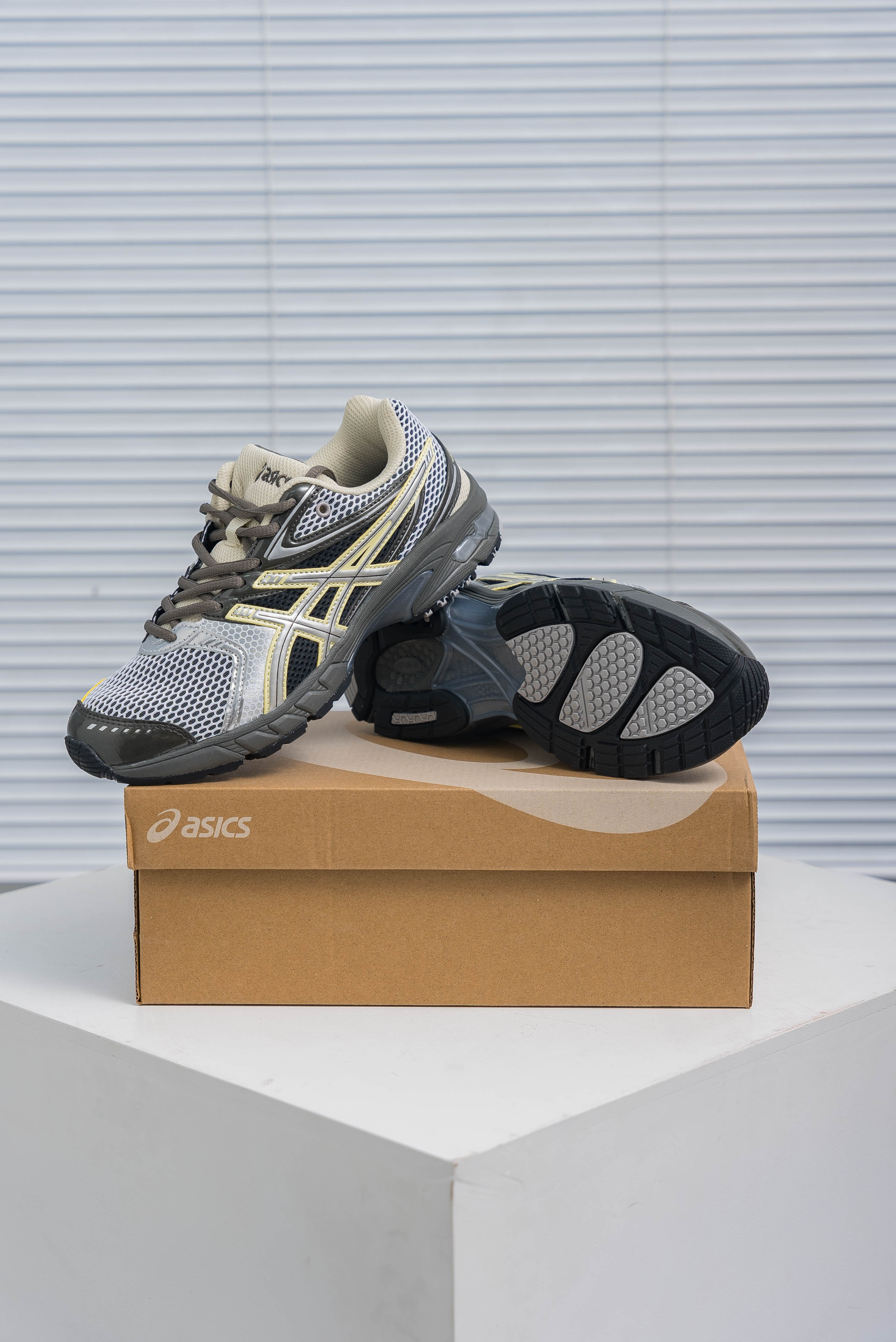 ASICS GEL-DS TRAINER (1:1)_img_0