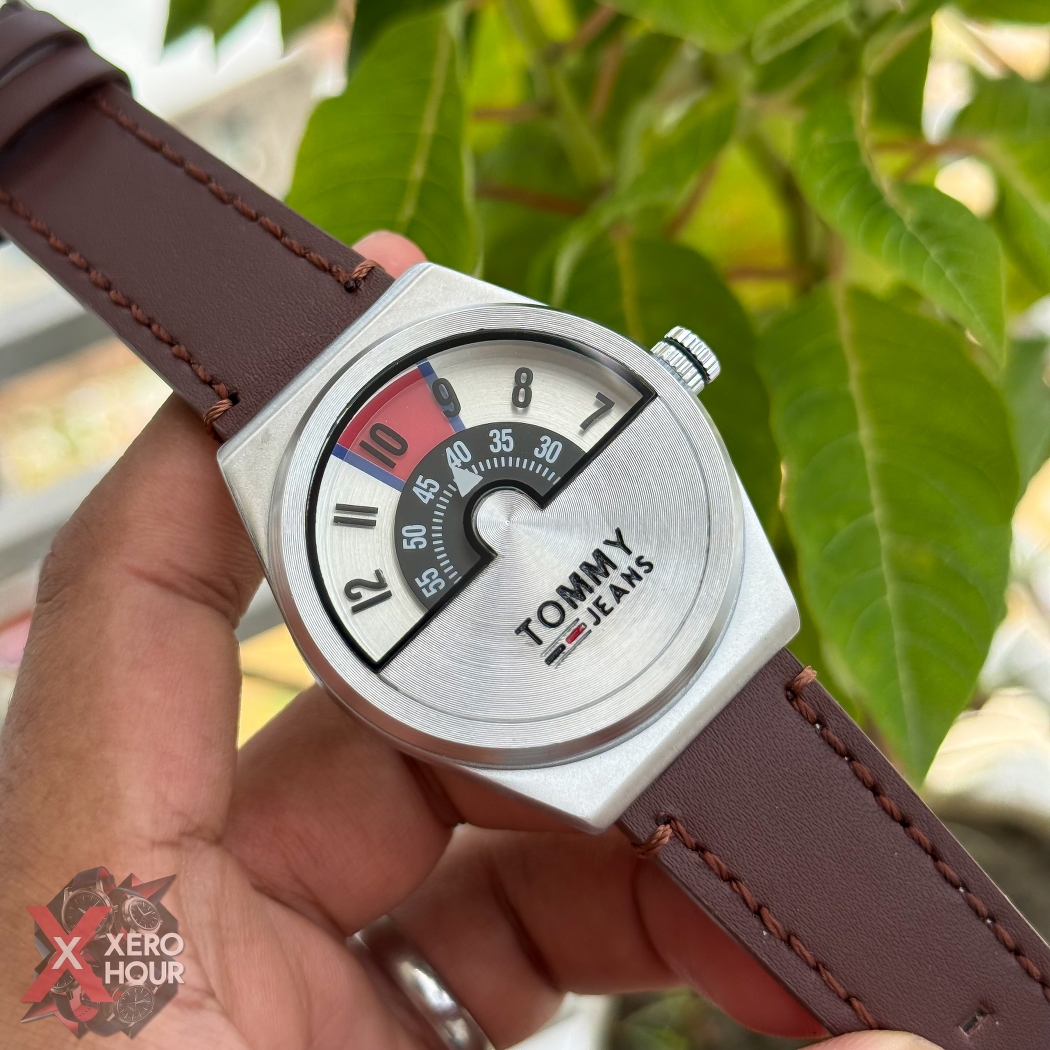 Tommy Jeans | SS Body Watch | Brown Belt