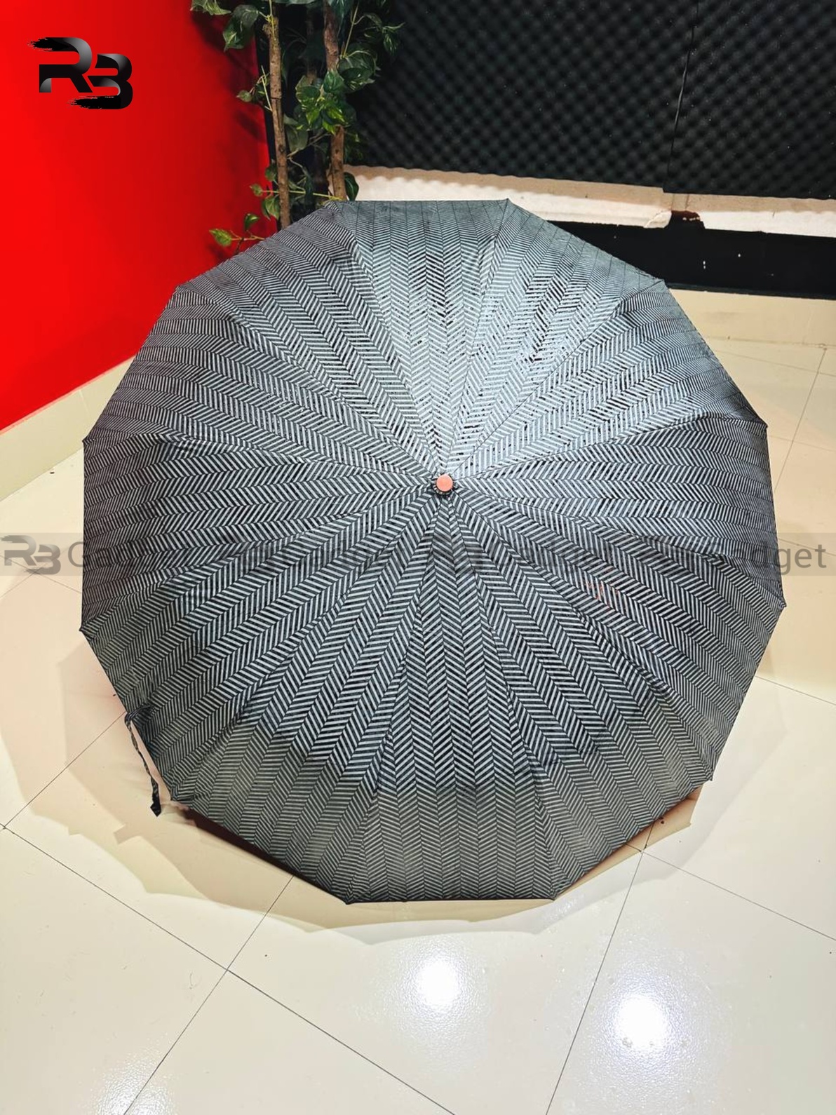 Premium 12-Ribs Automatic Open/Close Wood Handle Umbrella_img_2