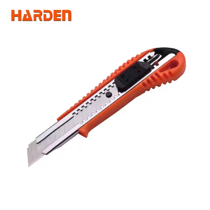 HARDEN Professional Snap-Off Cutter, 18mm x 150mm, Plastic Cutter, Utility Knife, Anti cutter; 570306