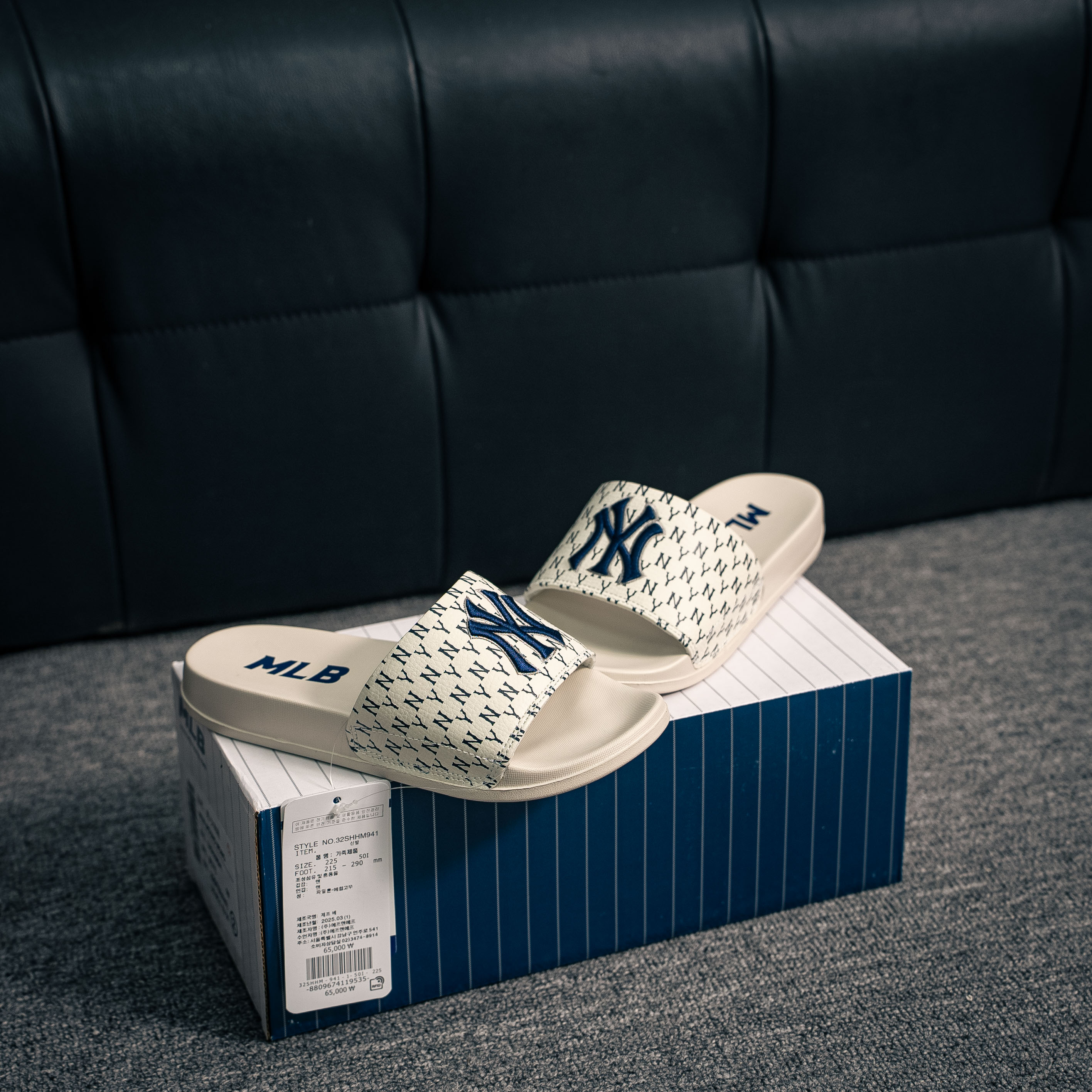 MLB New York Yankees slides (1:1)_img_0