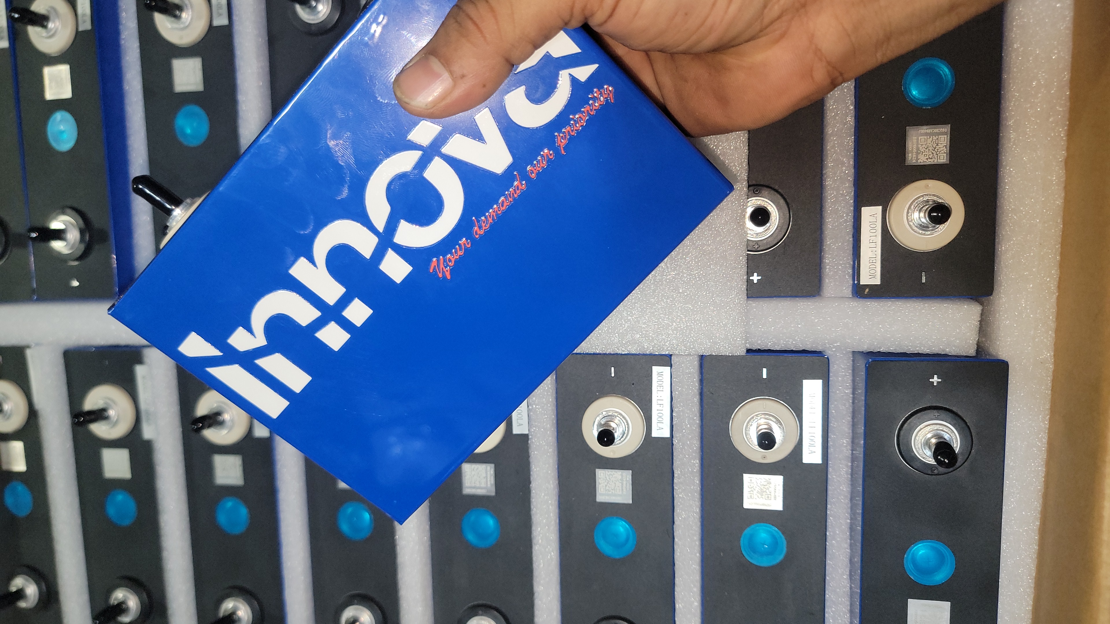 Eve 100ah Lithium batteries_img_0