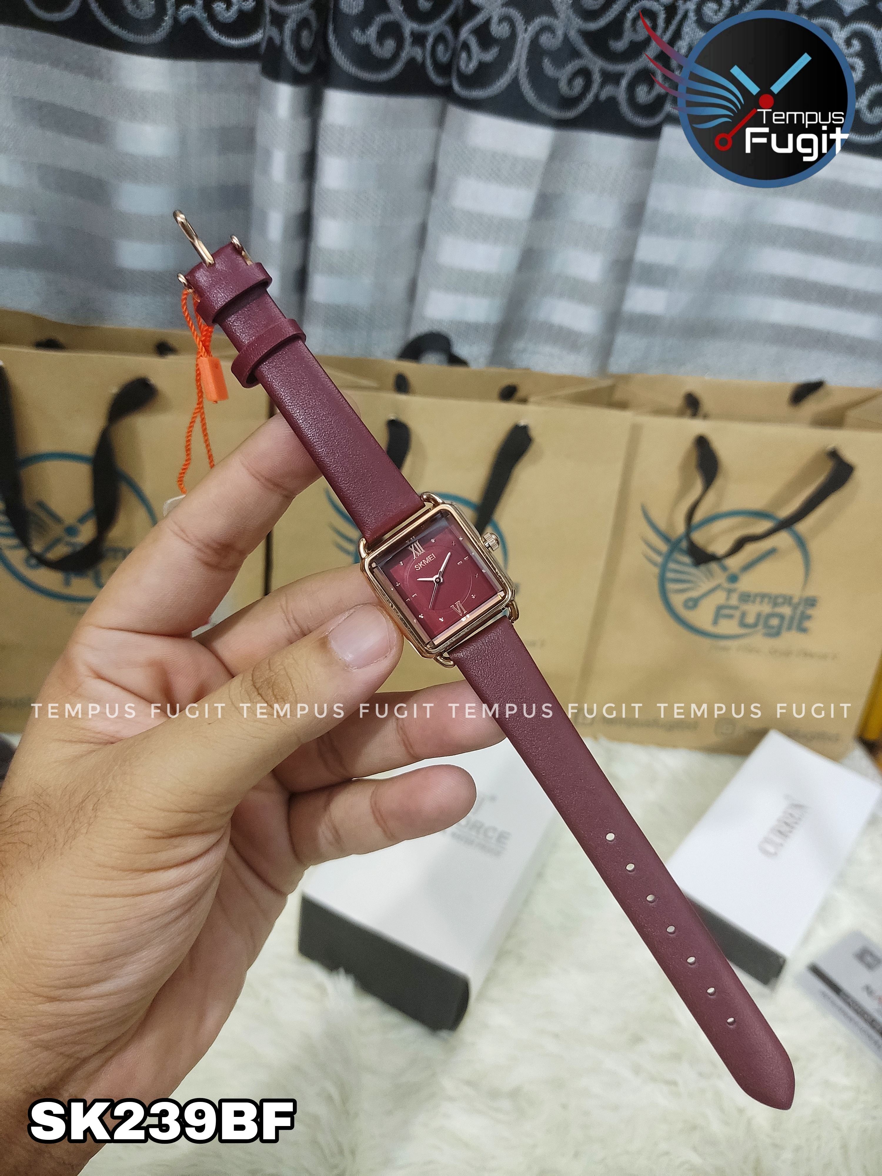 Skmei 1702 3D Glass Square Shaped Ladies Watch - Maroon Dial- Rose Golden Bezel- Maroon Belt- TF Code SK239BF_img_2