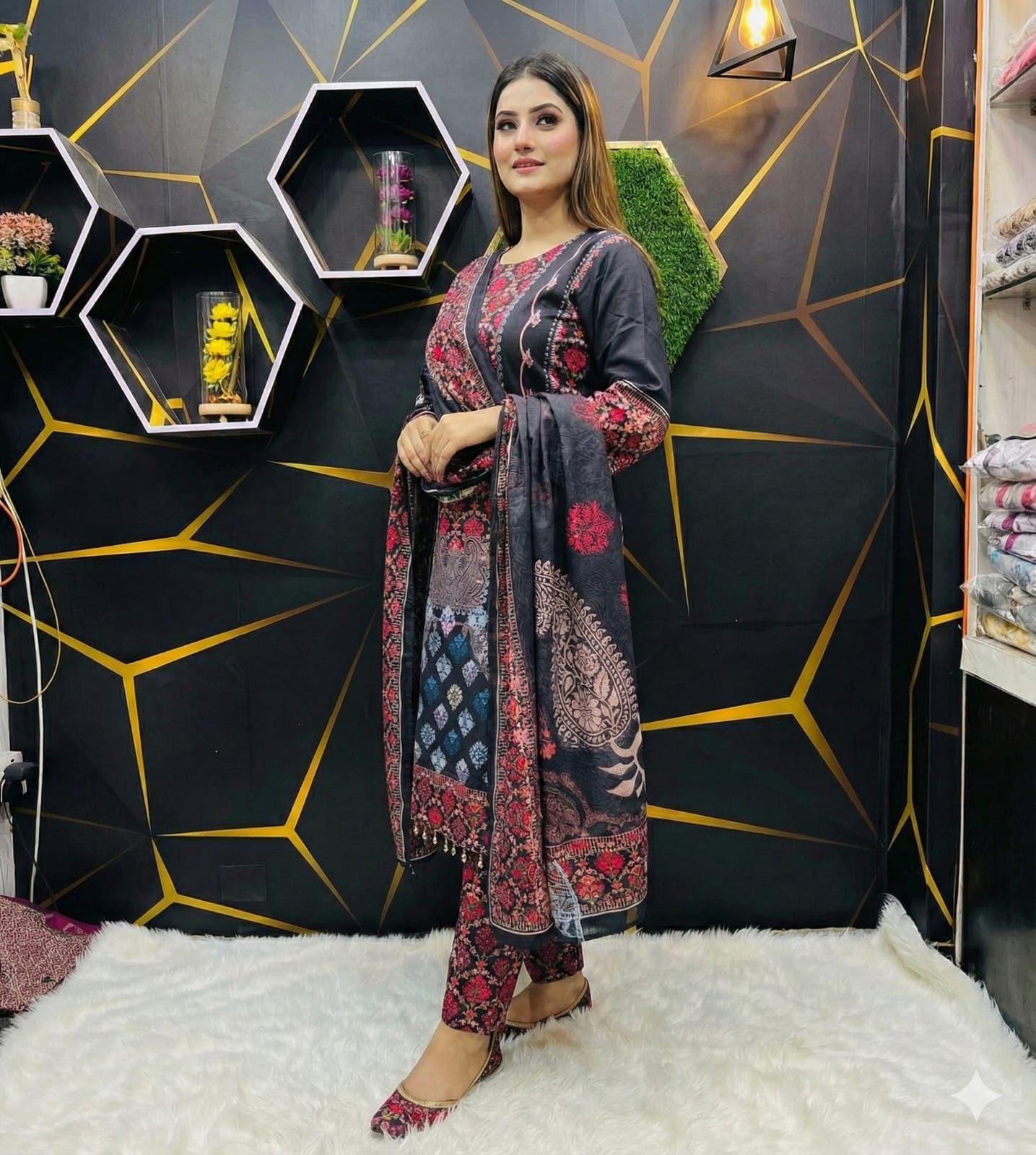 Nyra Printed Suit Set - Image 2