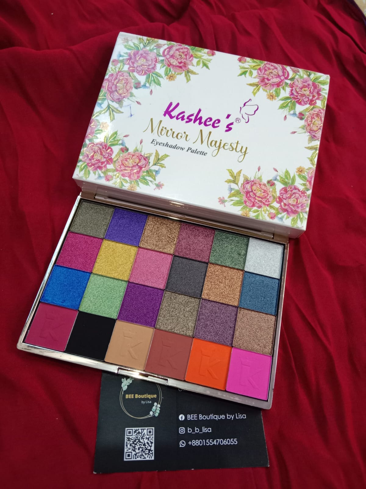 Kashee's mirror majesty eyeshadow palette