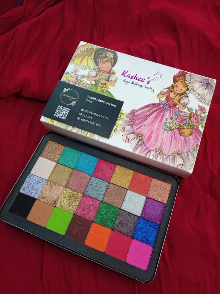 Kashee's Eye Makeup Vanity eyeshadow palette