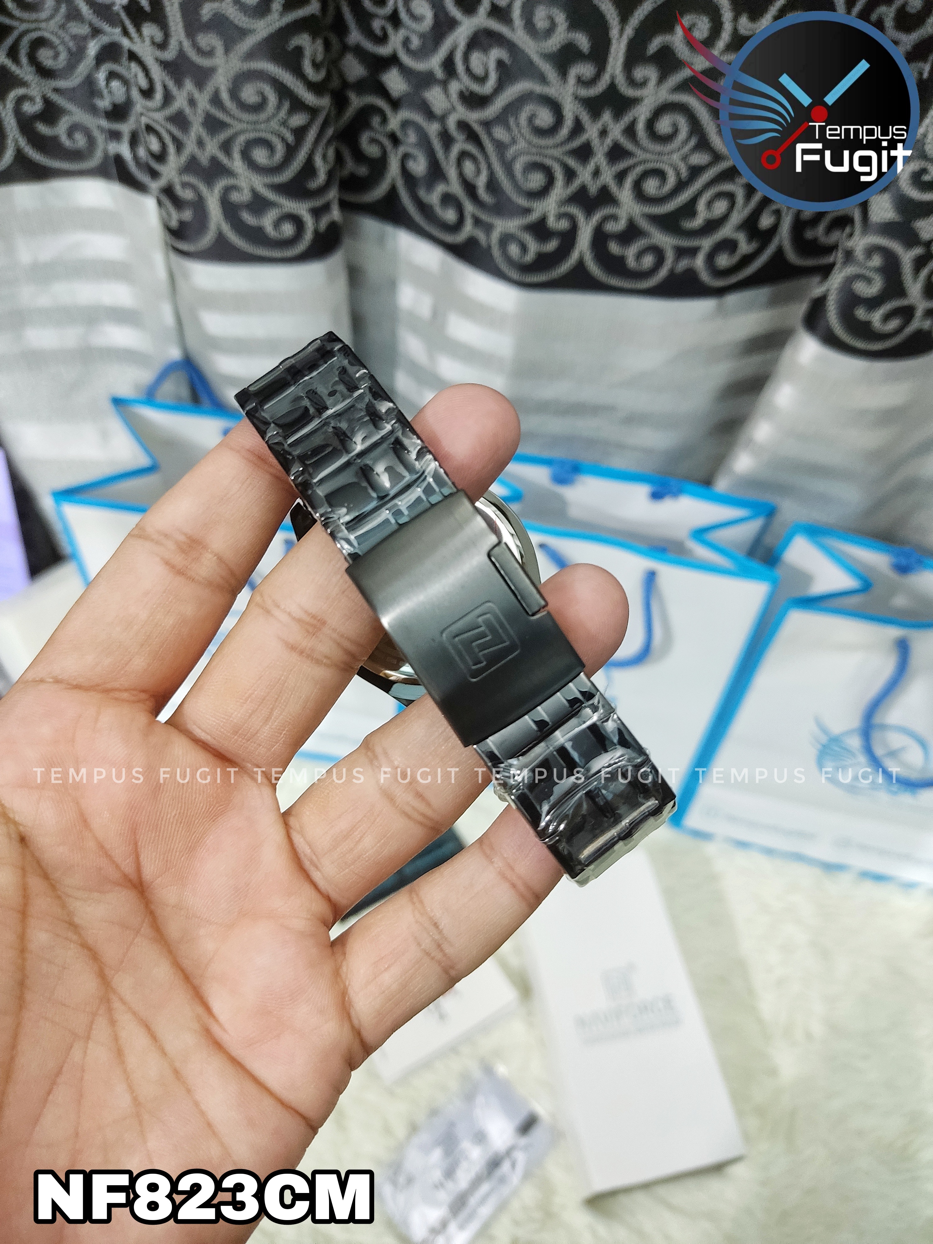 Naviforce 8032 Gents Chain Watch - Black Dial with Red Markings- Black Bezel- Black Chain- TF Code NF823CM_img_12