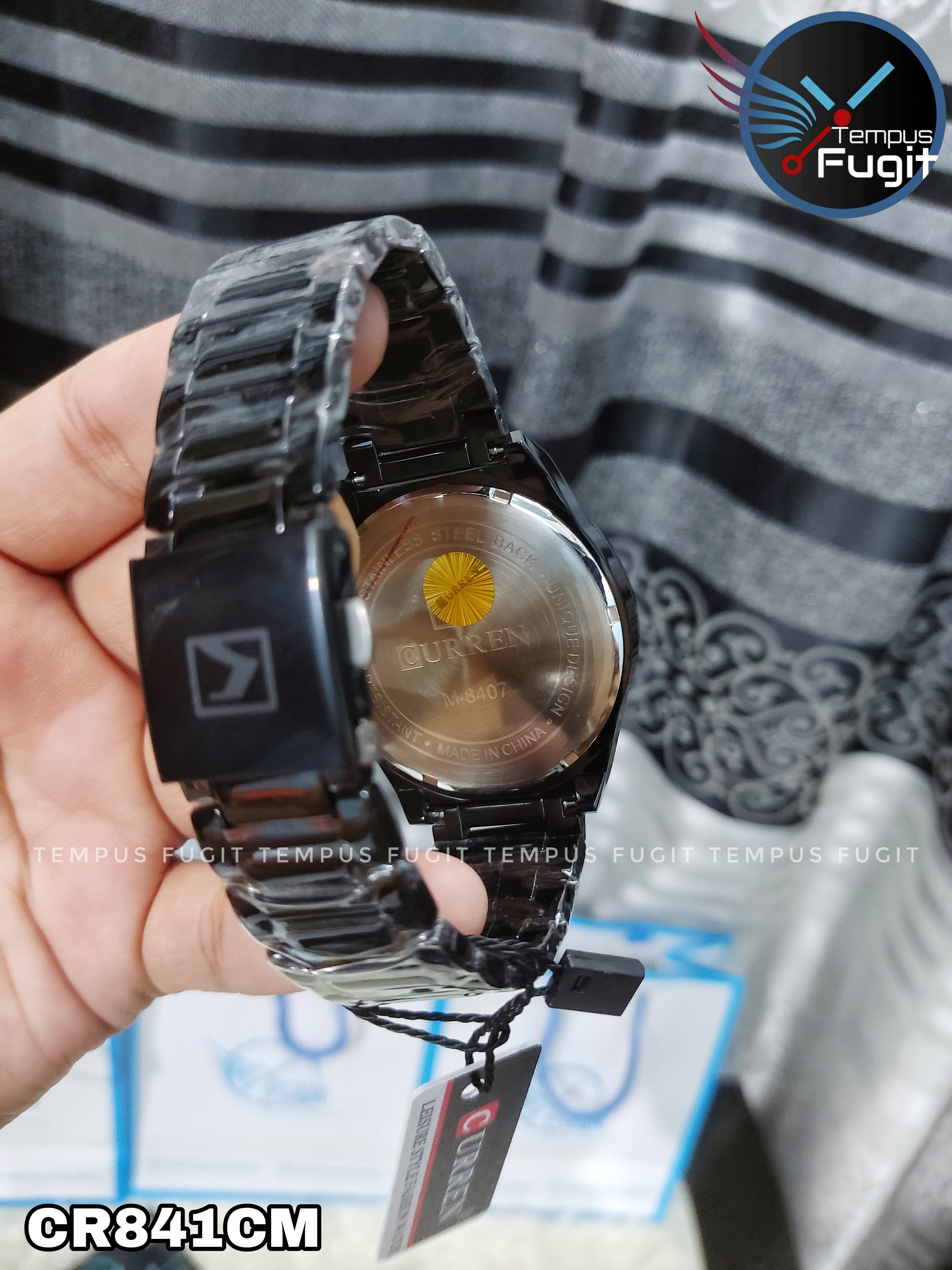 Curren 8407 Gents Chain Watch- Black Dial with Rose Golden Markings- Black Bezel- Black Chain- TF Code CR841CM_img_16