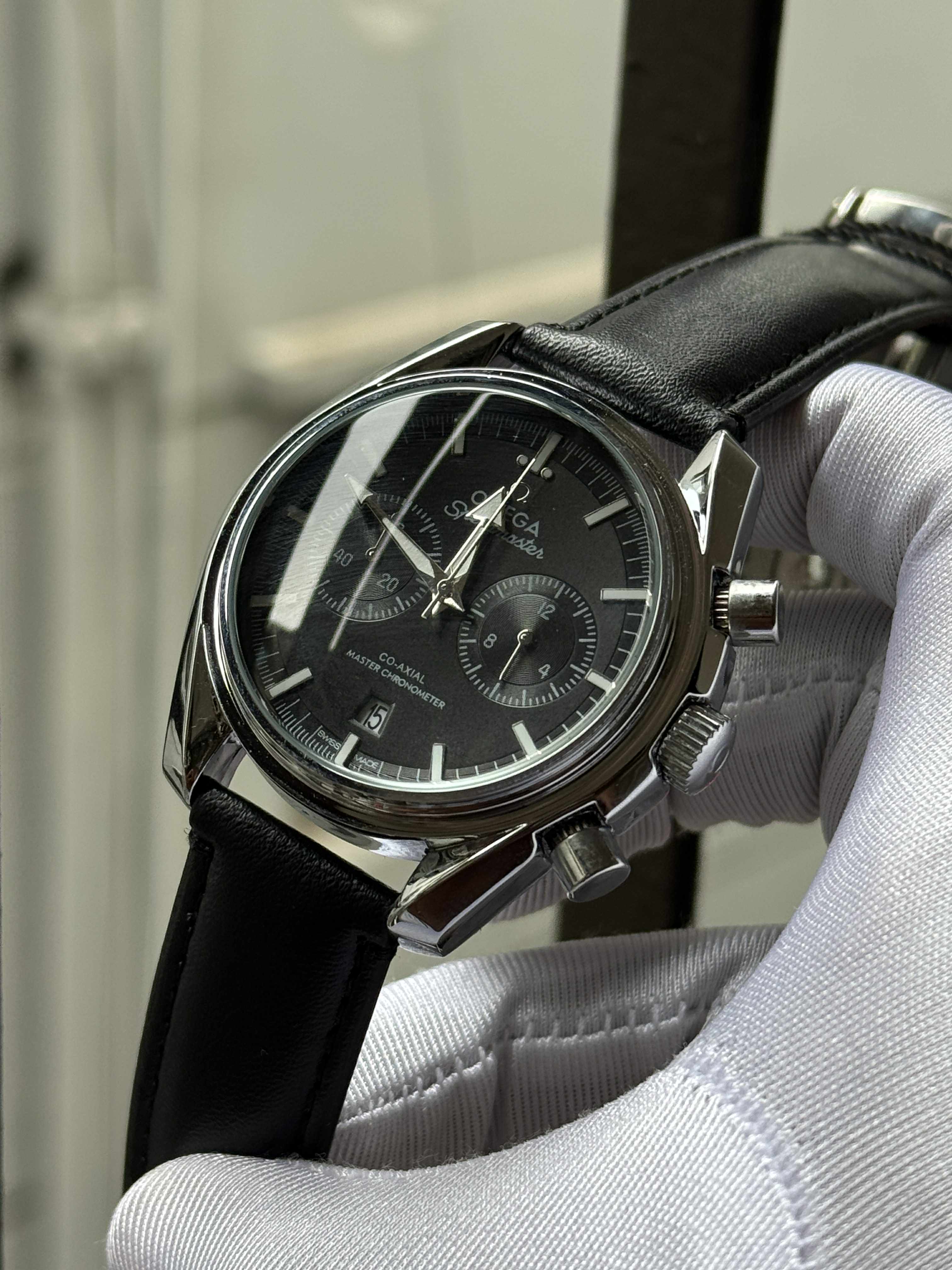 Omega Speedmaster new black belt black dial