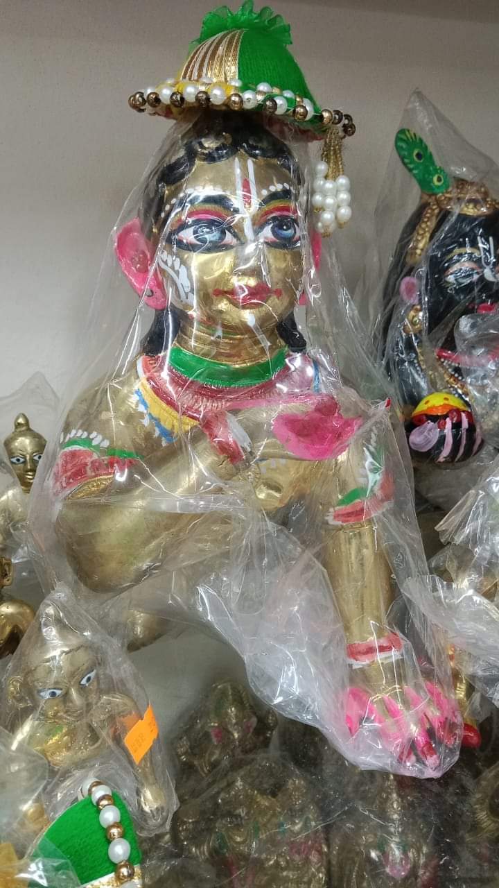 বৃন্দাবনী পিতলের বসা গোপাল - Image 6