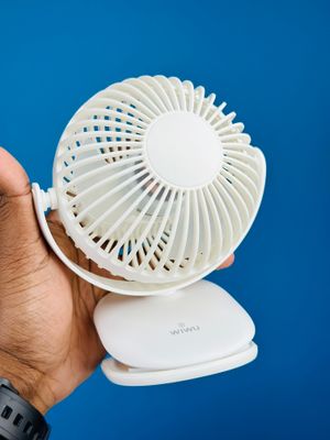 WiWu FS03 360 Degree Rotation Rechargeable Fan_img_1