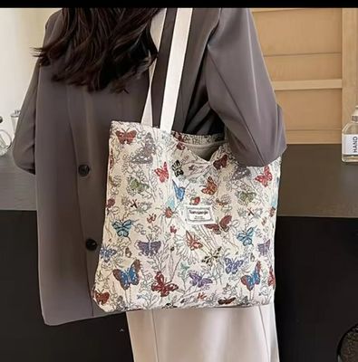 Unique Canvas Bag with Elegant PatternLarge Capacity Material: Canvas FabricOrigin: Mainland China_img_2