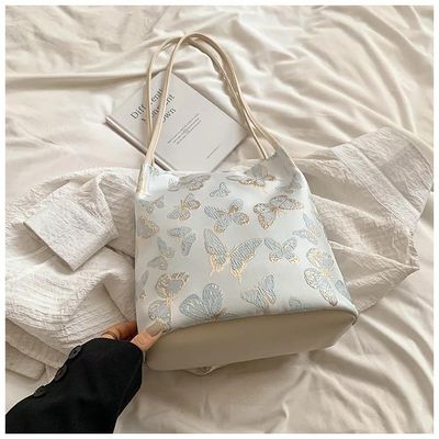 Flower Bucket BagSize: 26.5*18*14.5Material: Embroidery PUShape: Bucket 4 Exclusive DesignOrigin: Mainland China_img_0