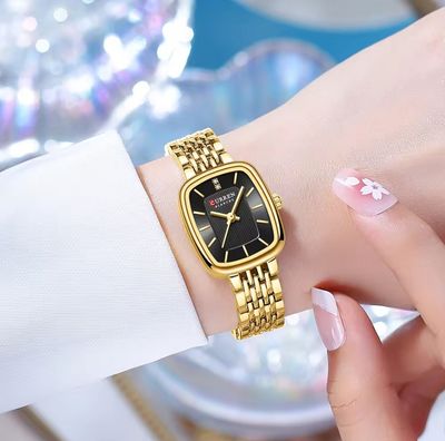 Curren 9093 Ladies Chain Watch- Black Dial- Golden Bezel- Golden Chain- TF Code CR889CF_img_3