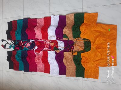চিকেন থ্রি ঘটি হাঁফ হাতা ব্লাউজ_img_11