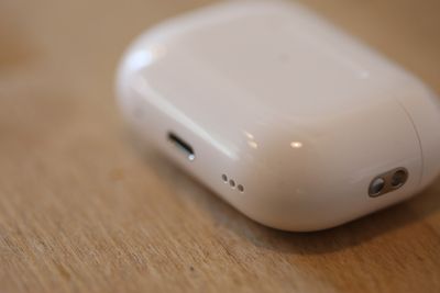 Apple Airpods pro with ANC_img_2