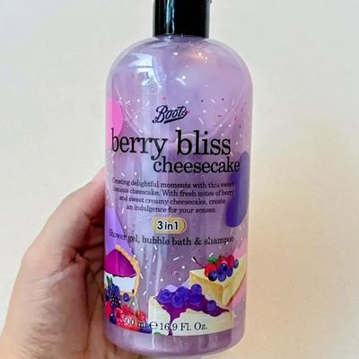 Boots Berry Bliss Cheesecake 3-in-1 Shower Gel, Bubble Bath & Shampoo_img_2