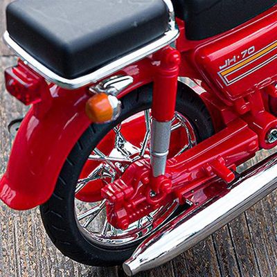 1:10 Scale Honda JH-70 Diecast Motorcycle – Unique Collectible, Decorative Home Accent & Gift Item_img_5