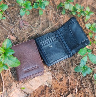 100% Original Premium Leather wallet Black & Chocolate_img_5