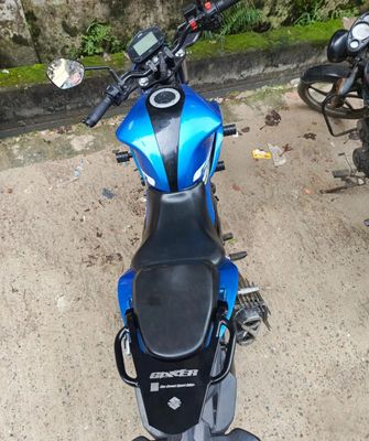 Premium Back Carrier With Handle For Suzuki Gixxer Nacked & Gixxer SF_img_5