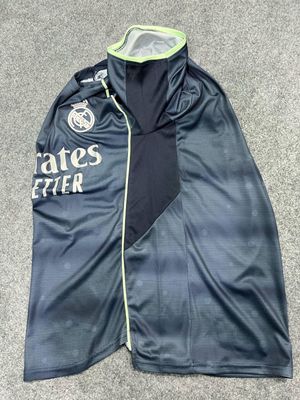 Real Madrid 25/26 Away Kit_img_4