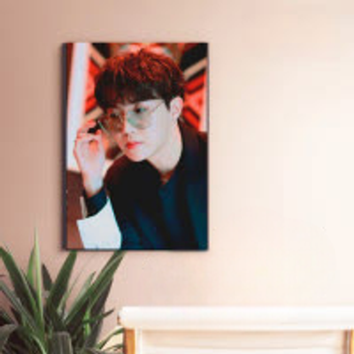 Medium Canvas-J-Hope_img_0